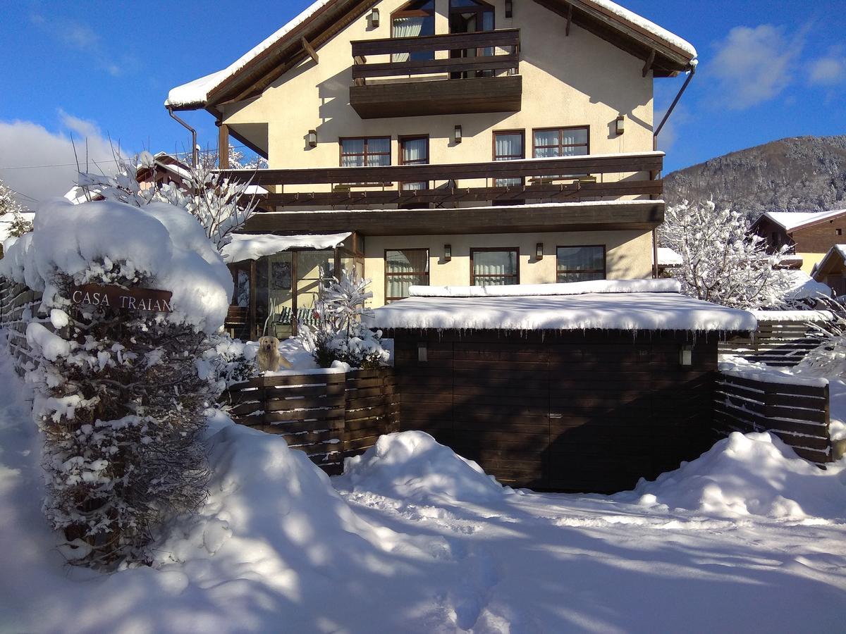 Casa Traian Hotel Sinaia Luaran gambar